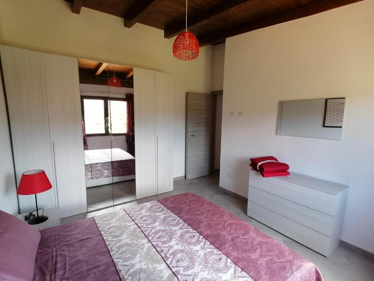 Agriturismo Vigna De' Luceri Loceri Bagian luar foto